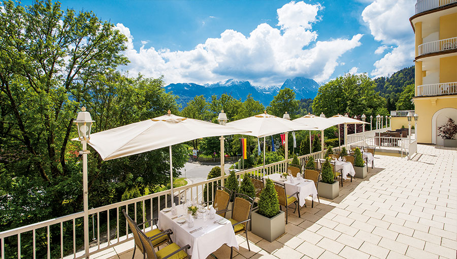 Terrace restaurant Grand Hotel Sonnenbichl Garmisch Partenkirchen